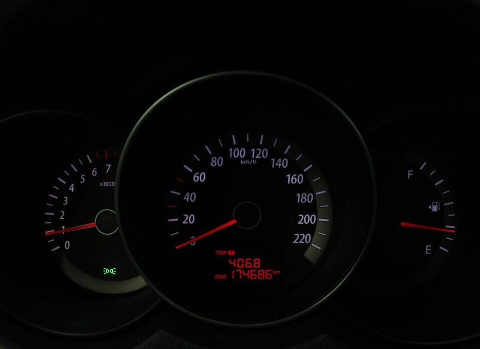 Kia Cerato, II 5-speed 1.6 MT (126 л.с.)