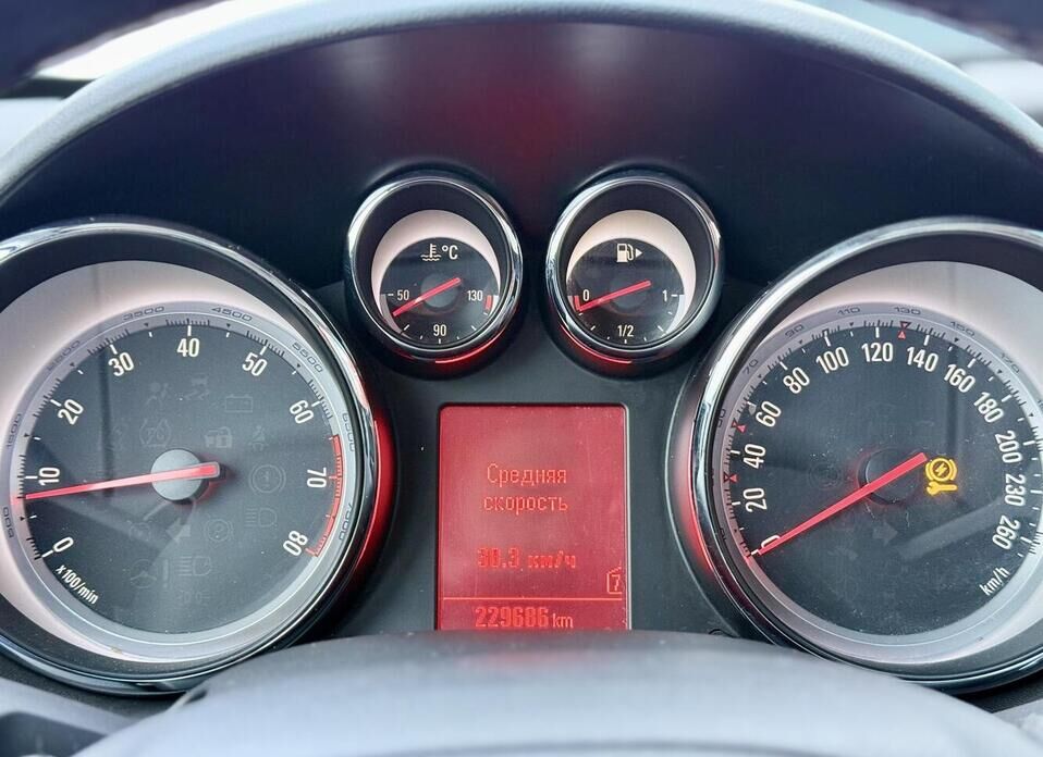 Opel Astra, J Рестайлинг 1.6 MT (115 л.с.)