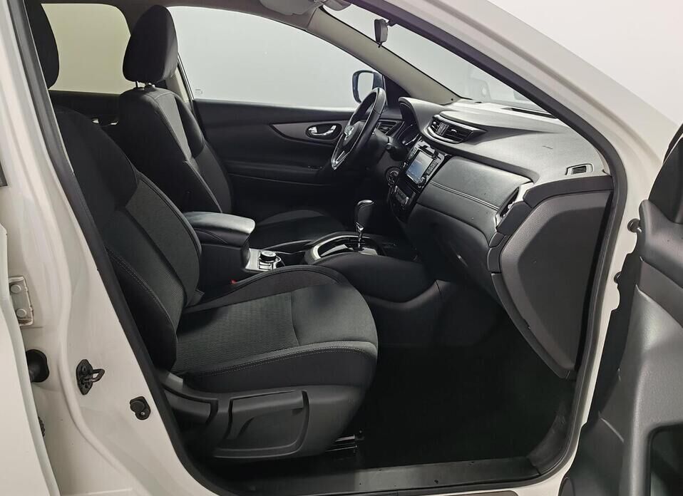 Nissan Qashqai, II Рестайлинг 2.0 CVT (144 л.с.) 4WD