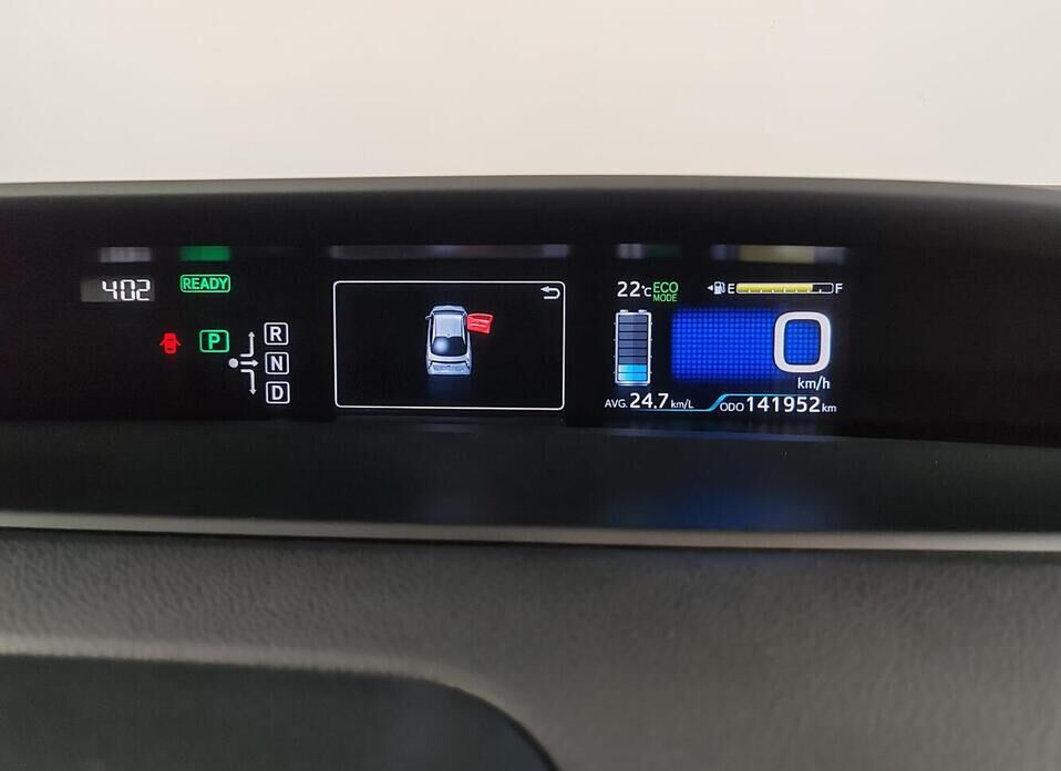 Toyota Prius 1.8hyb AT (98 л.с.)