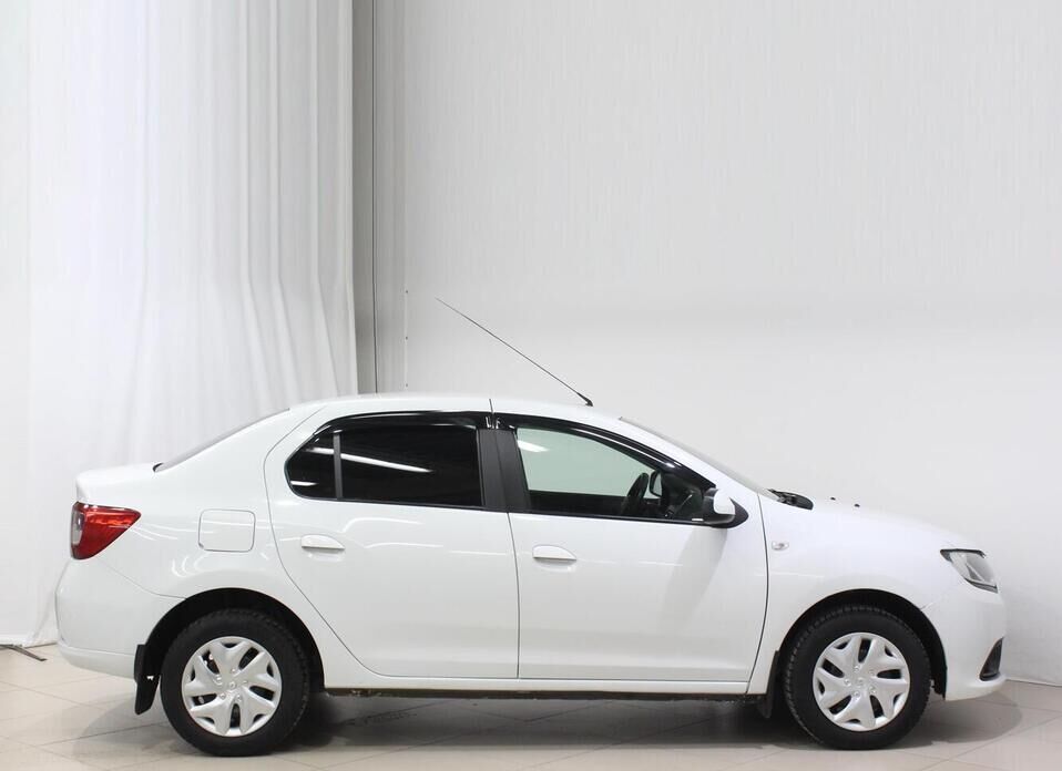 Renault Logan, II 1.6 MT (82 л.с.)