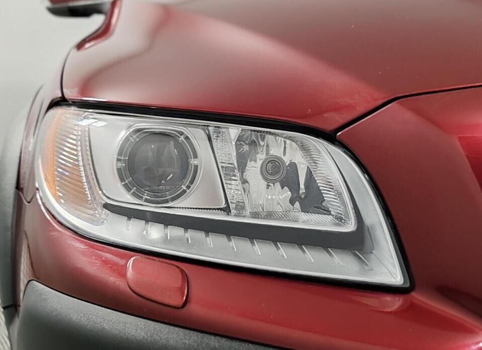 Volvo XC70, II 3.2 AT (238 л.с.) 4WD