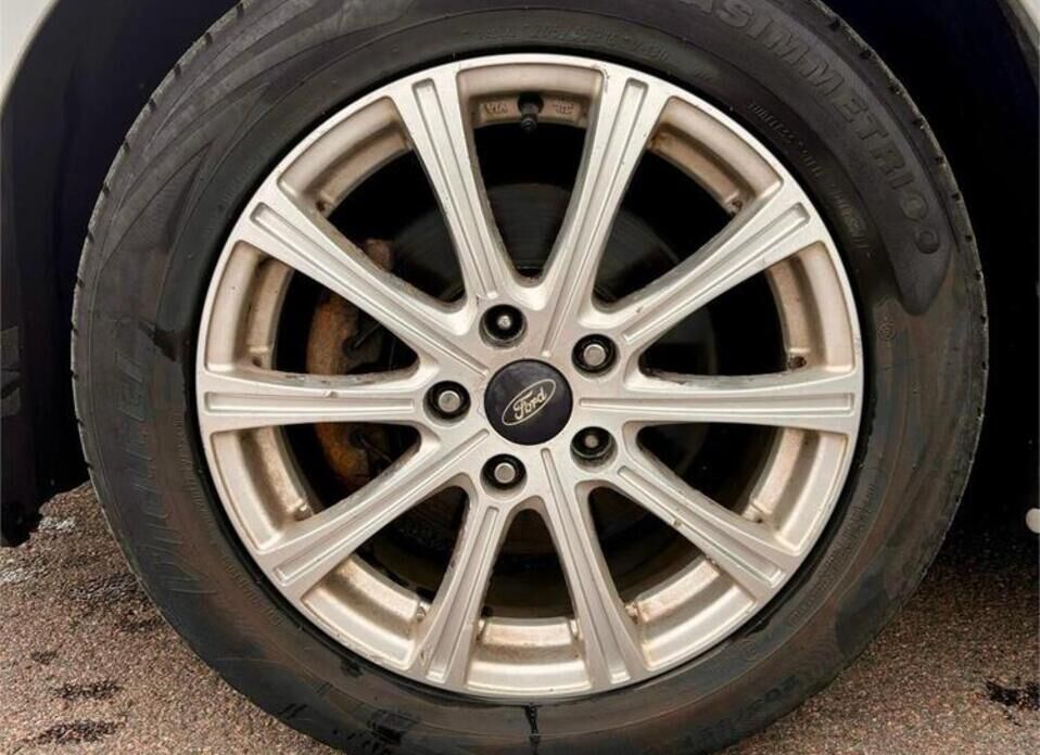 Ford Focus, III 1.6 MT (125 л.с.)