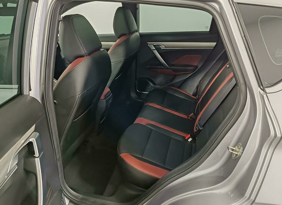 Geely Coolray 1.5 AMT (150 л.с.)