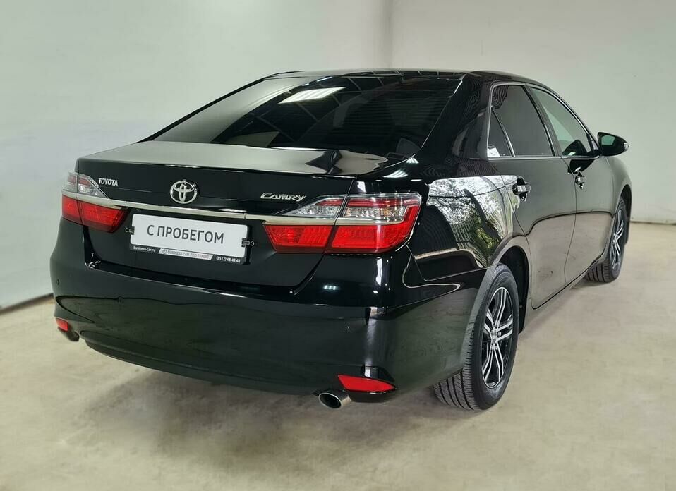 Toyota Camry 2.5 AT (181 л.с.)