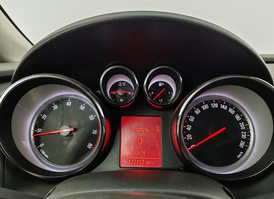 Opel Astra 1.6 MT (115 л.с.)
