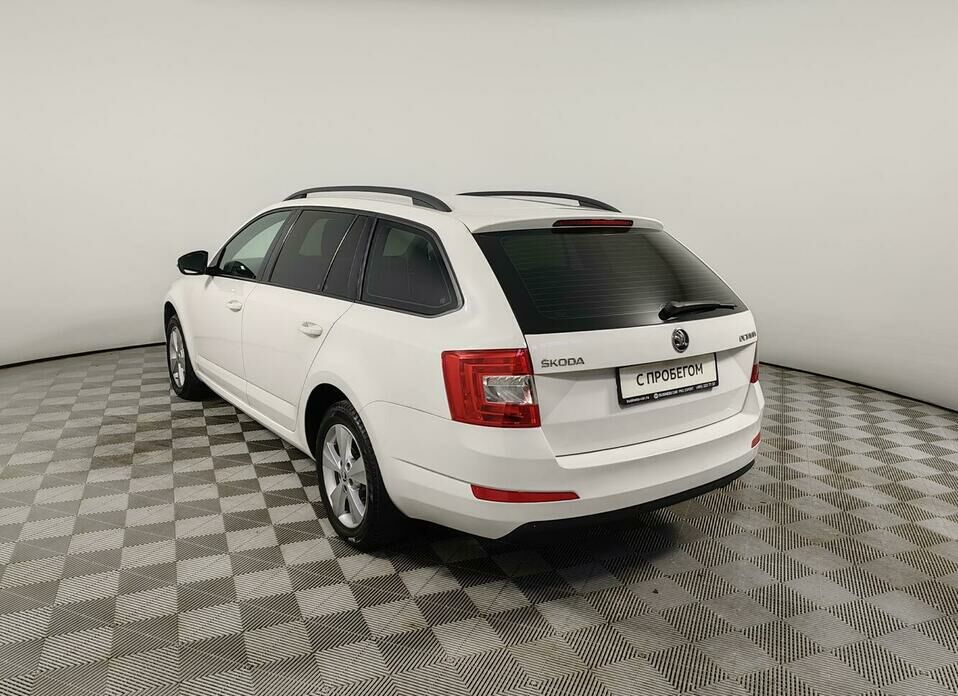 Skoda Octavia 1.6 AT (110 л.с.)