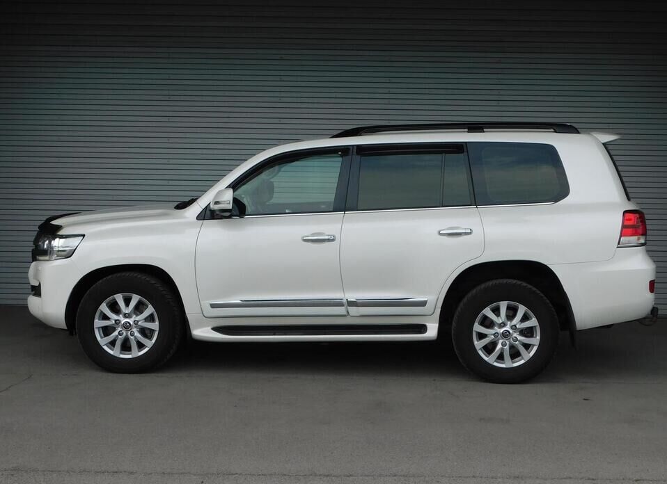 Toyota Land Cruiser, 200 Series Рестайлинг 2 4.5d AT (249 л.с.) 4WD
