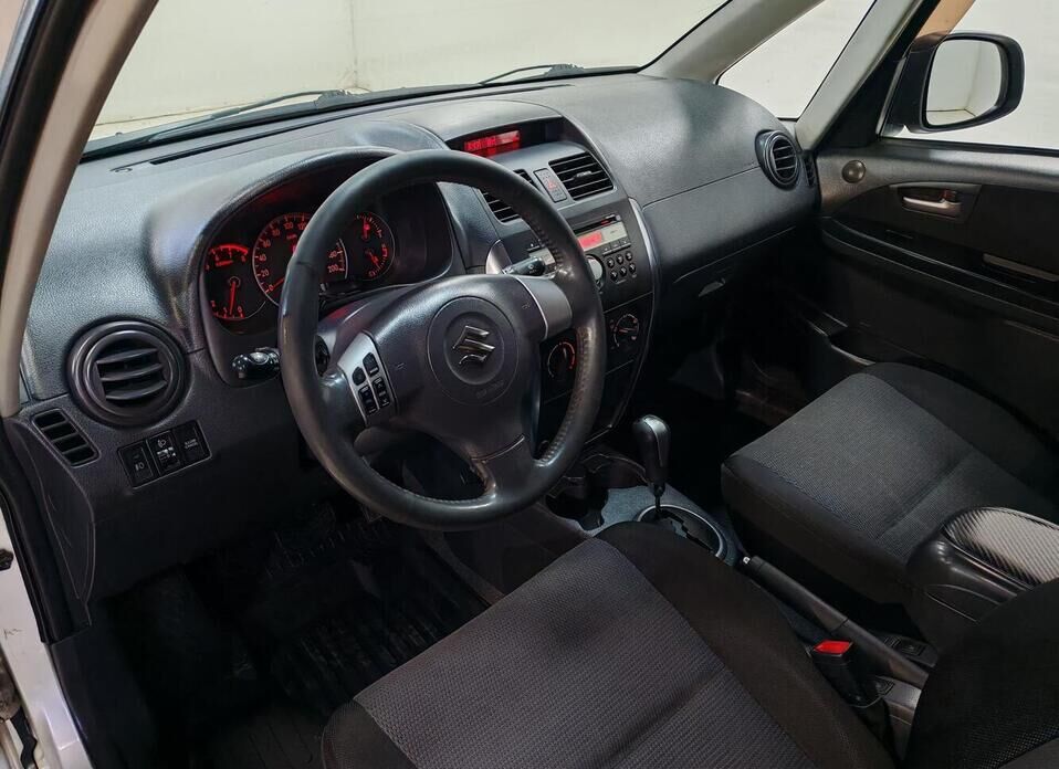 Suzuki SX4, I (Classic) 1.6 AT (106 л.с.)