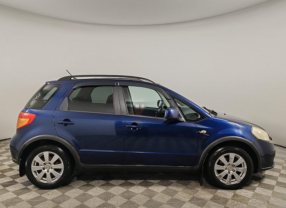 Suzuki SX4, I (Classic) 1.6 MT (107 л.с.)