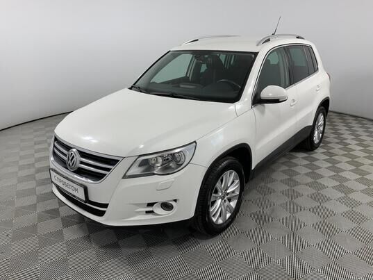 Volkswagen Tiguan, 2011&nbsp;г., 140&nbsp;452&nbsp;км
