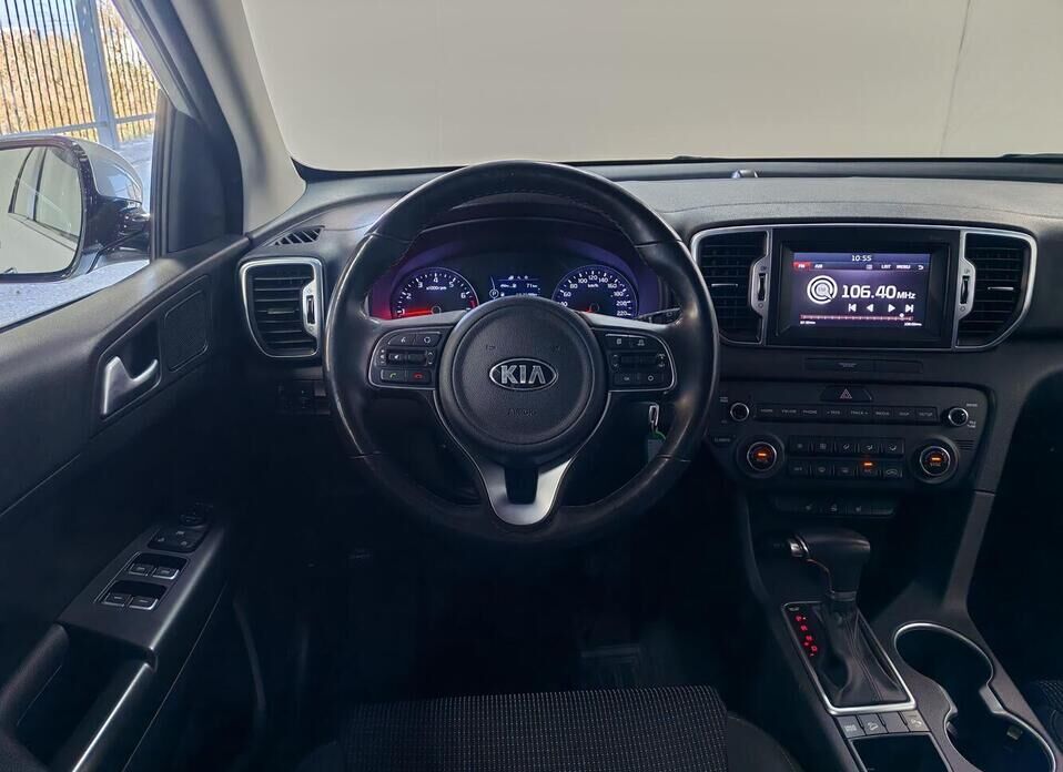 Kia Sportage, IV 2.0 AT (150 л.с.)