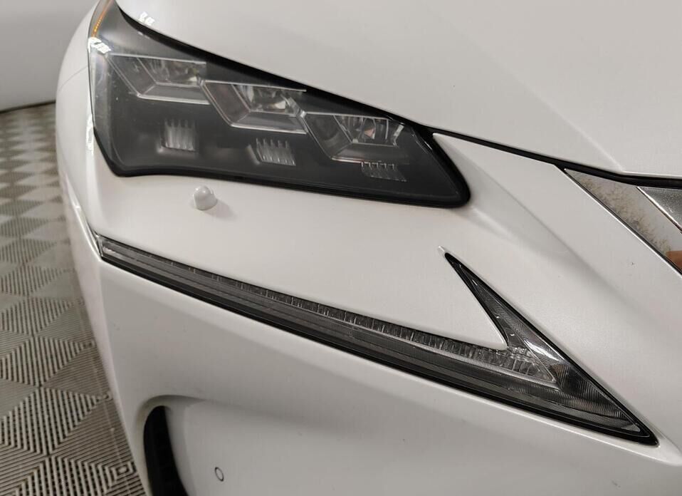 Lexus NX, I 300h 2.5hyb CVT (155 л.с.) 4WD
