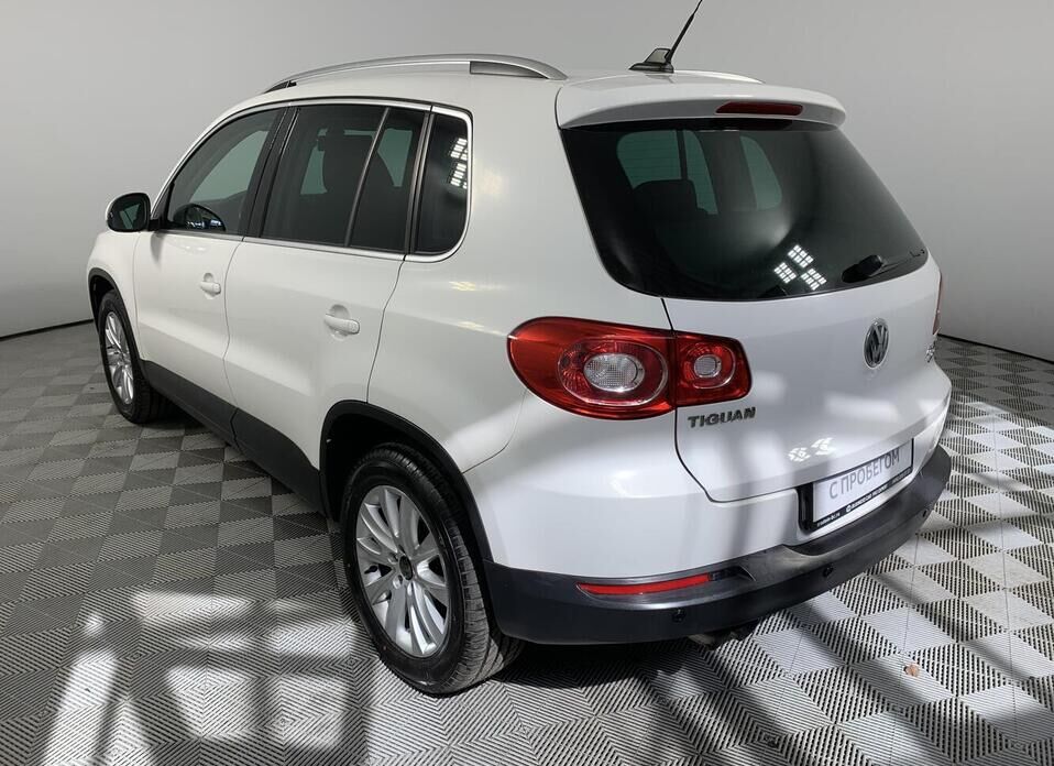 Volkswagen Tiguan, I 2.0 AT (170 л.с.) 4WD