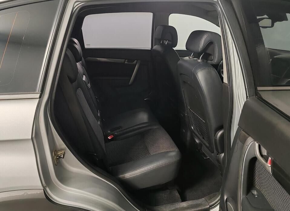 Chevrolet Captiva 2.4 MT (136 л.с.) 4WD