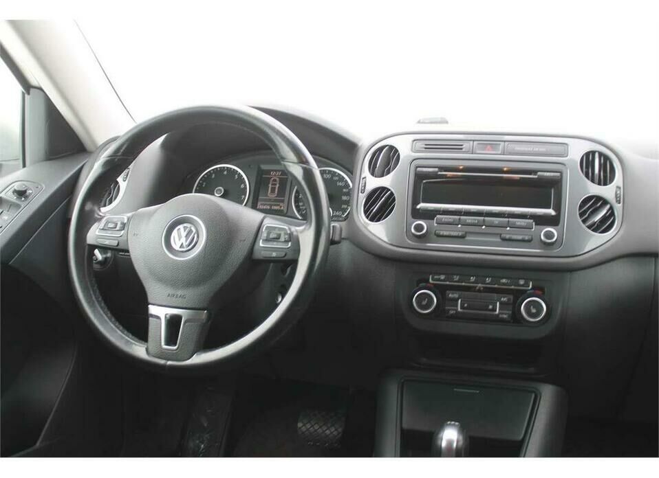 Volkswagen Tiguan 1.4 AMT (150 л.с.)