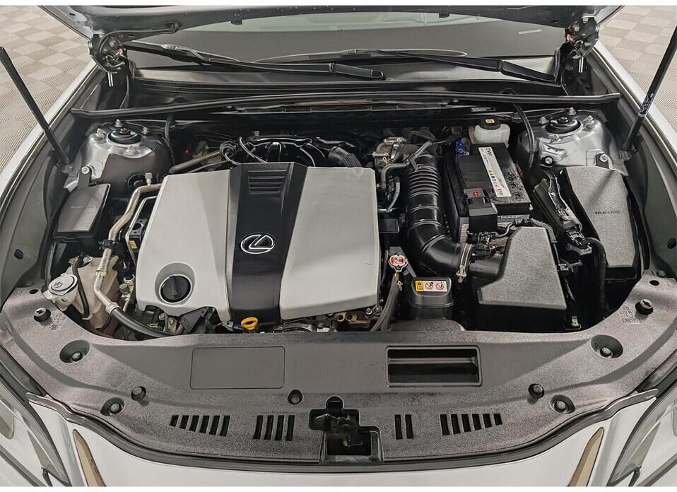 Lexus ES, VII Рестайлинг 350 3.5 AT (249 л.с.)