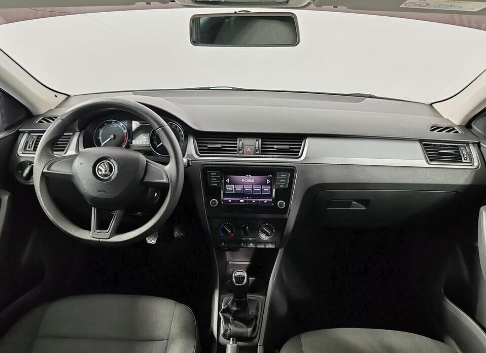 Skoda Rapid, I Рестайлинг 1.6 MT (90 л.с.)