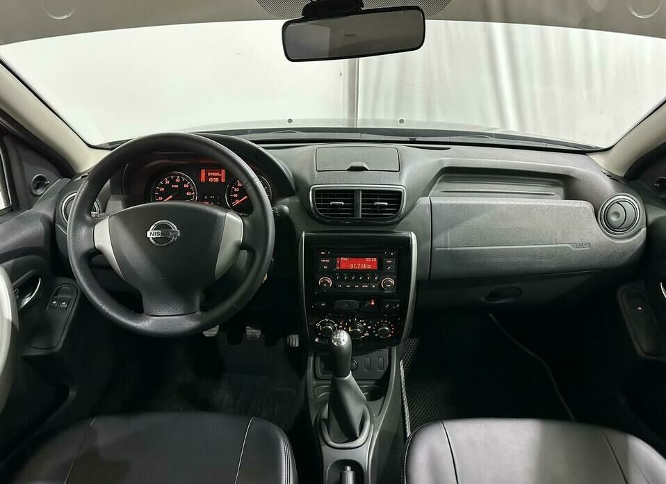 Nissan Terrano 1.6 MT (102 л.с.)