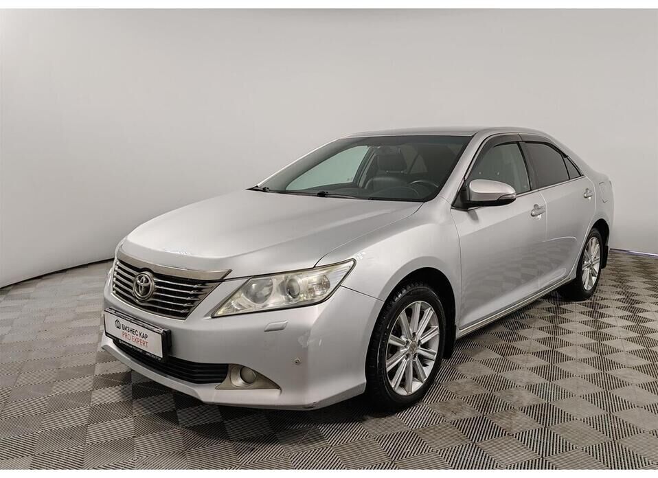 Toyota Camry, VII (XV50) 3.5 AT (249 л.с.)