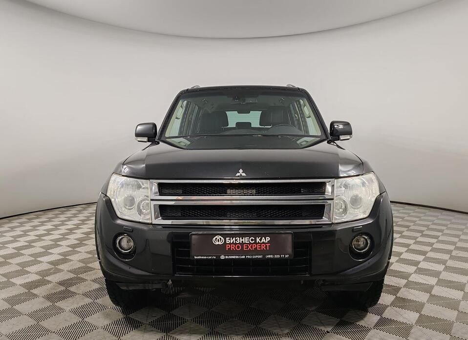Mitsubishi Pajero, IV Рестайлинг 1 3.0 AT (178 л.с.) 4WD