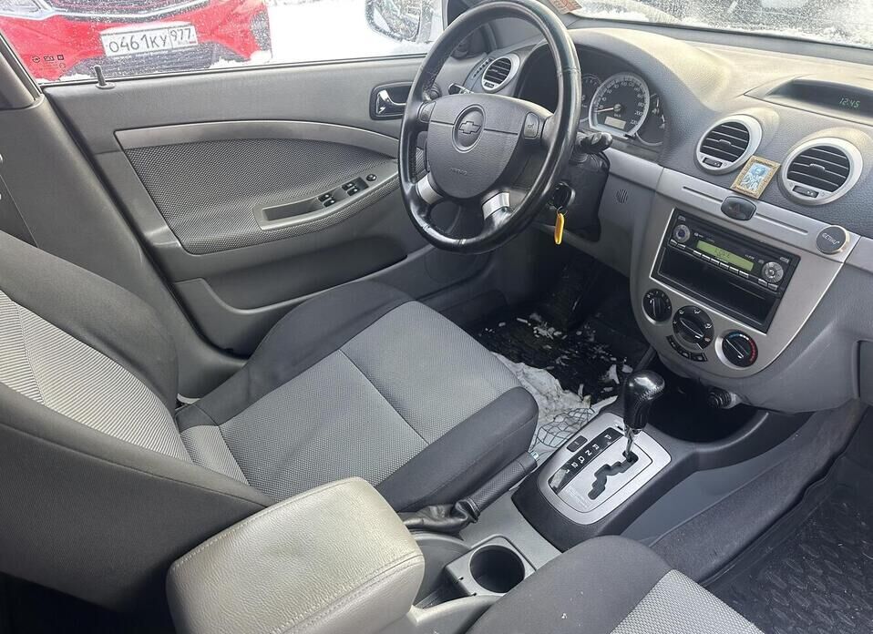 Chevrolet Lacetti 1.6 AT (109 л.с.)