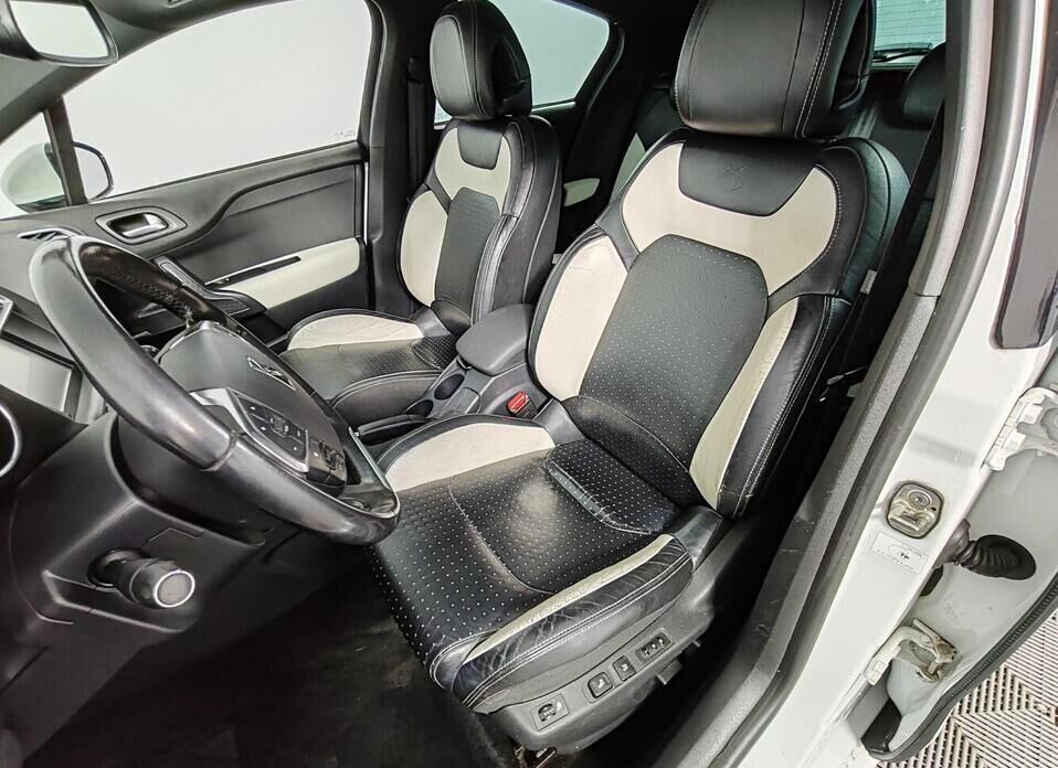 Citroen DS4 1.6 AT (150 л.с.)