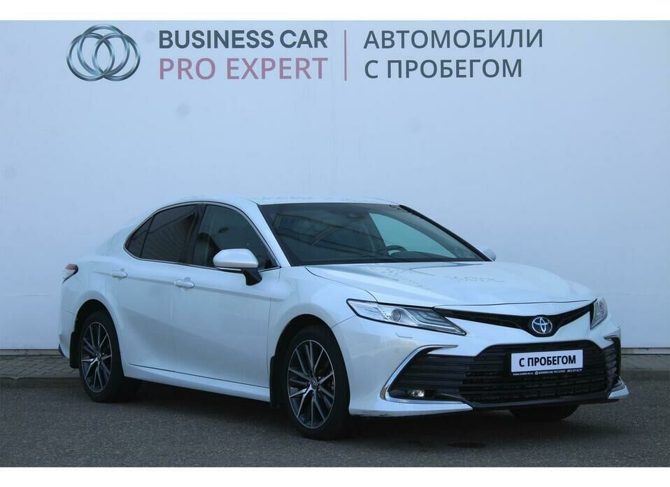 Toyota Camry 2.5 AT (200 л.с.)