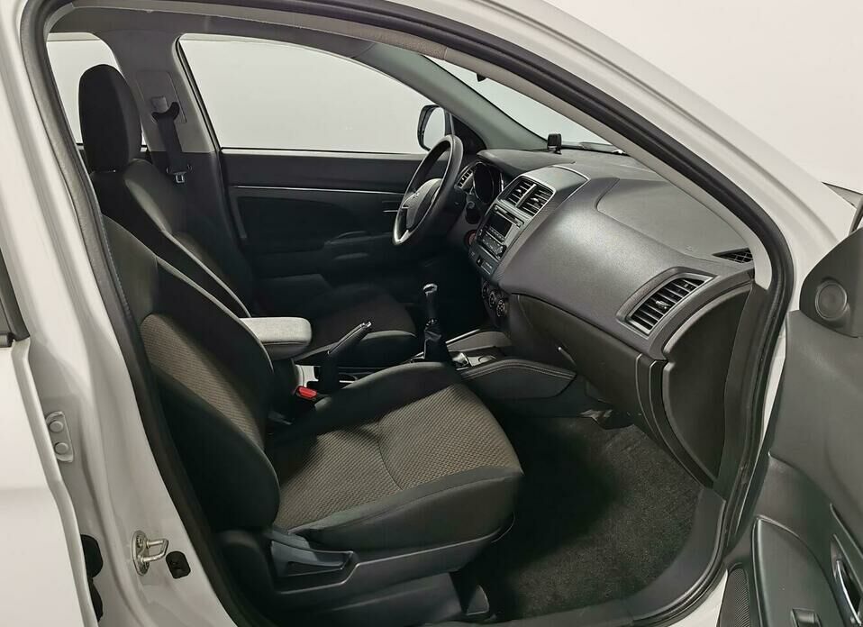 Mitsubishi ASX 1.6 MT (117 л.с.)