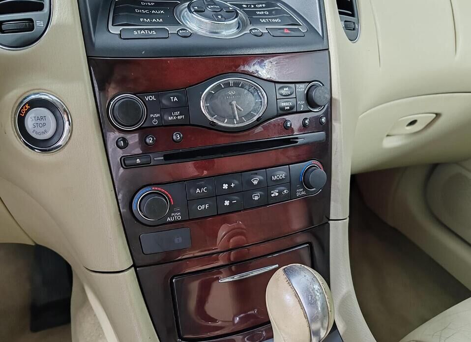 Infiniti EX, I (J50) EX25 2.5 AT (222 л.с.) 4WD