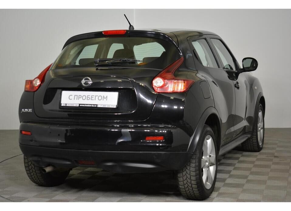 Nissan Juke 1.6 CVT (117 л.с.)