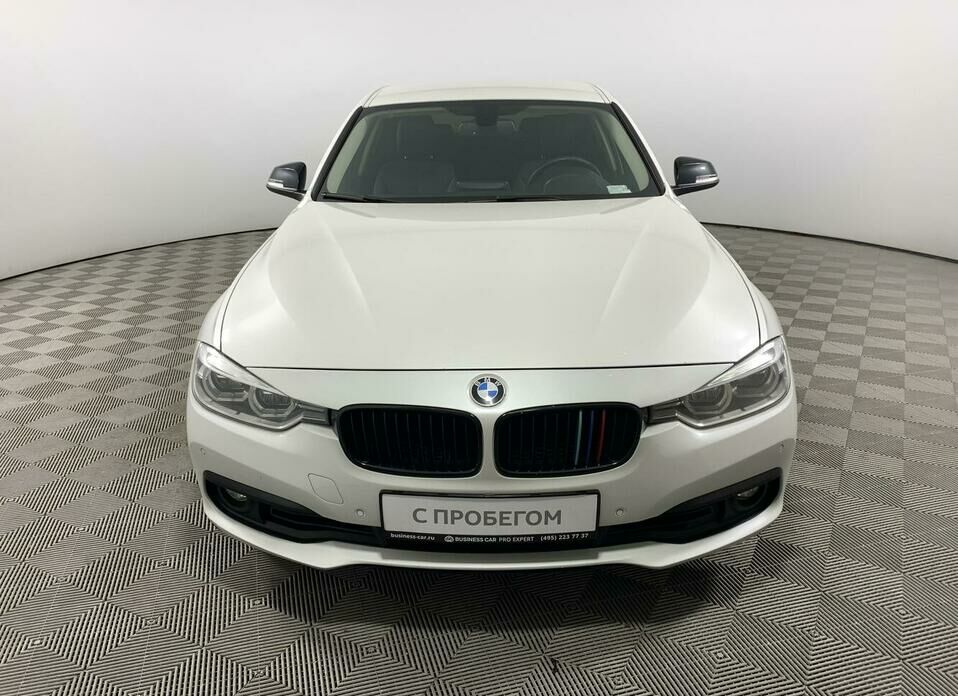 BMW 3 серии 318i 1.5 AT (136 л.с.)