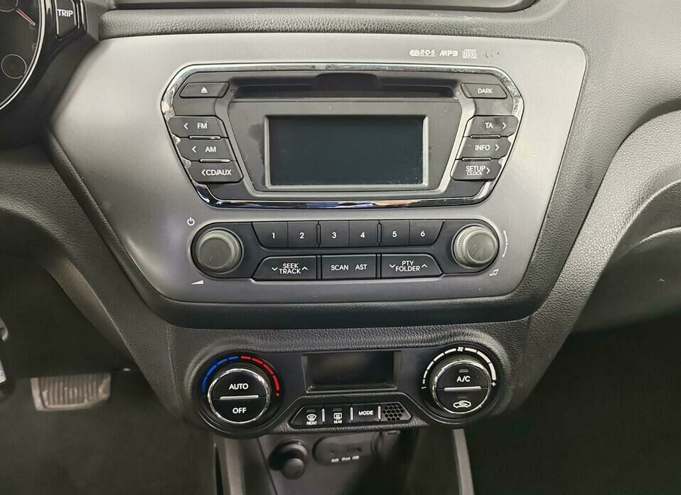 Kia Rio 4-speed 1.6 AT (123 л.с.)