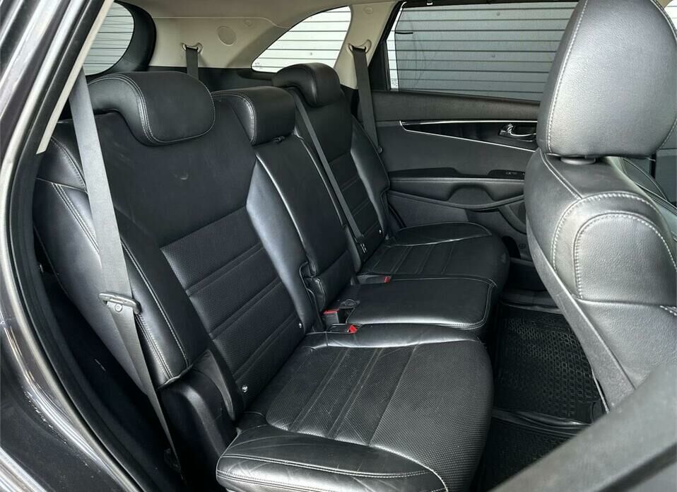 Kia Sorento 2.2d AT (200 л.с.) 4WD