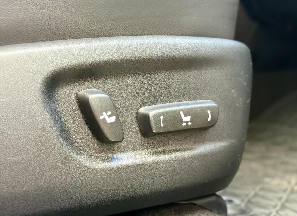 Lexus NX, I 200 2.0 CVT (150 л.с.) 4WD