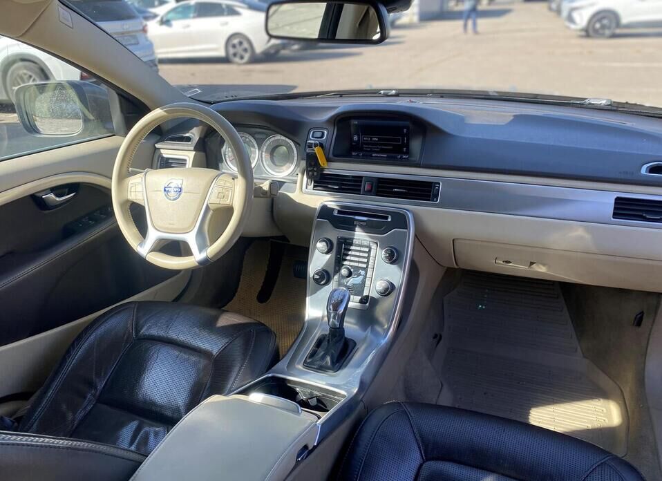 Volvo XC70, II 2.4d AT (163 л.с.) 4WD