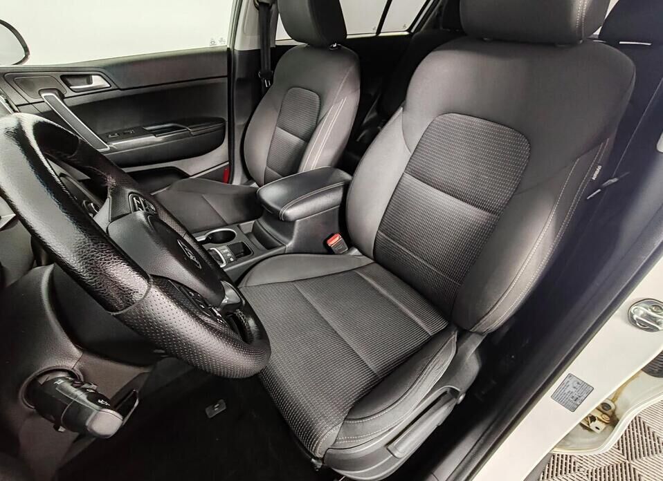 Kia Sportage 2.0 AT (150 л.с.) 4WD