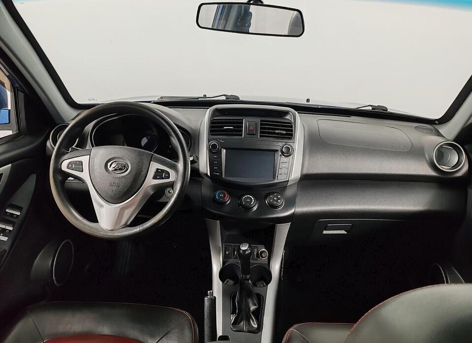 Lifan X60, I Рестайлинг 1.8 MT (128 л.с.)