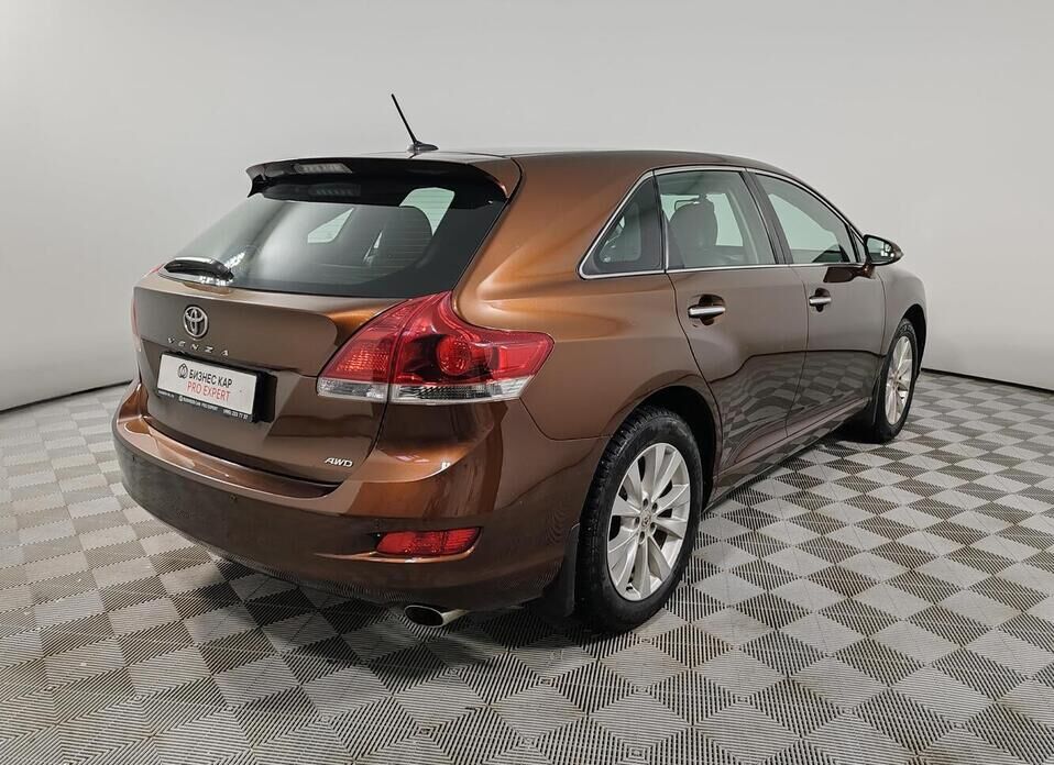 Toyota Venza, I Рестайлинг 2.7 AT (185 л.с.) 4WD