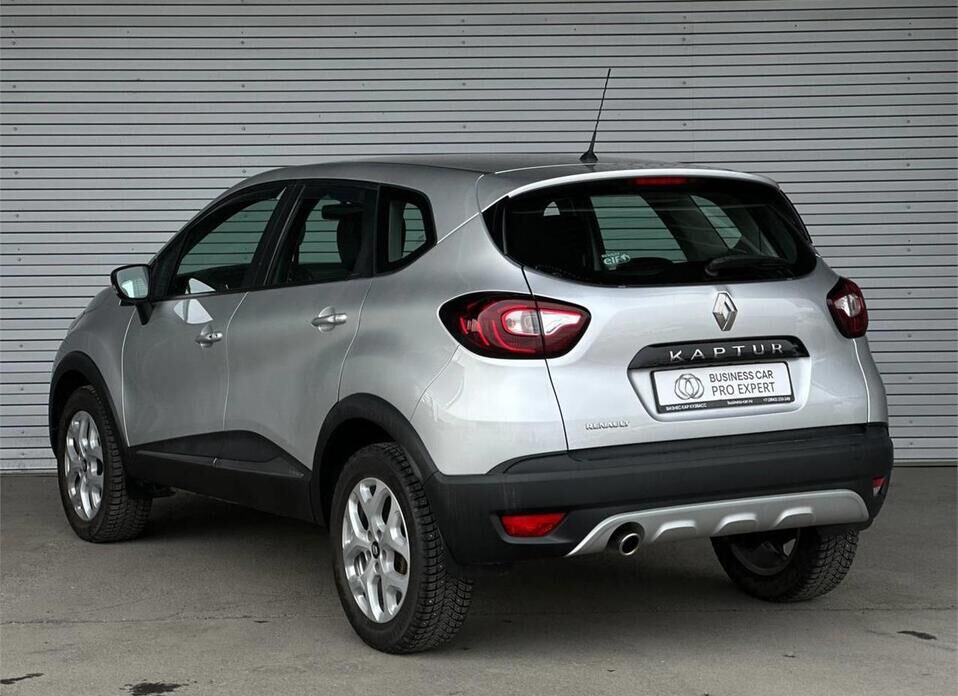 Renault Kaptur 1.6 CVT (114 л.с.)