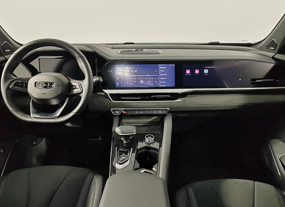 Geely Monjaro 2.0 AT (238 л.с.) 4WD