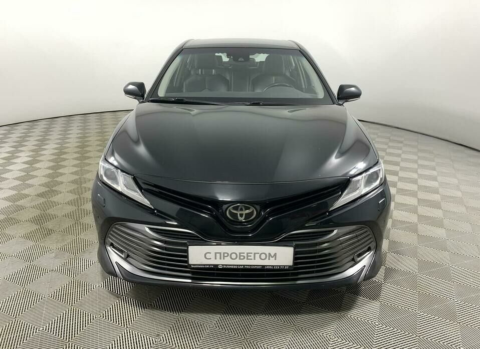 Toyota Camry 2.5 AT (181 л.с.)