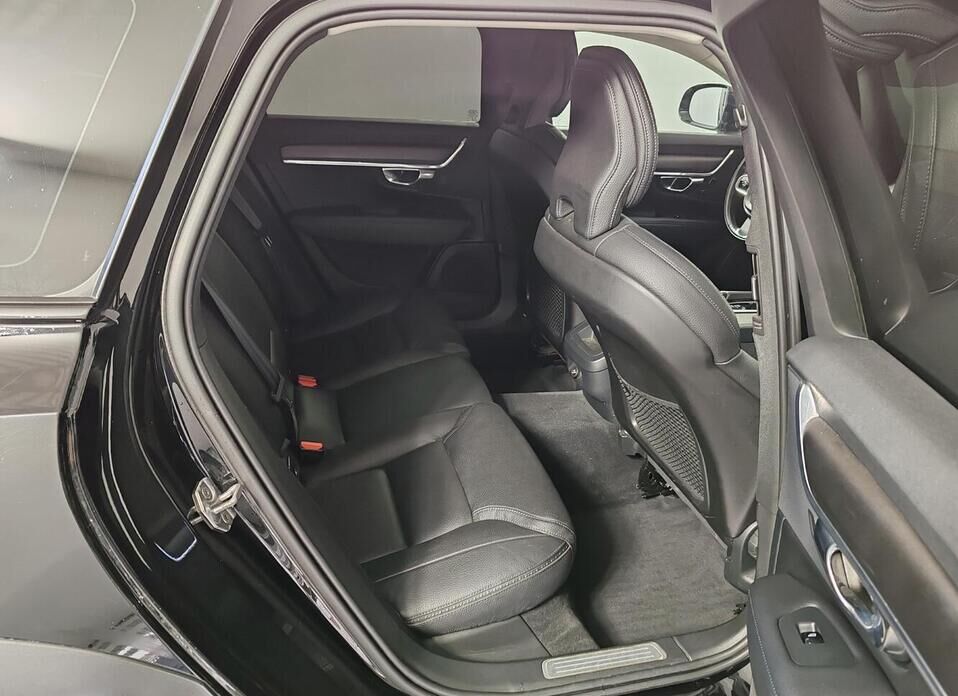 Volvo V90 Cross Country, I 2.0d AT (190 л.с.) 4WD