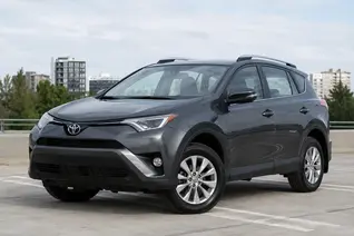 Toyota RAV4 IV (XA40) с пробегом: двигатели, вариатор, кузов и полный привод