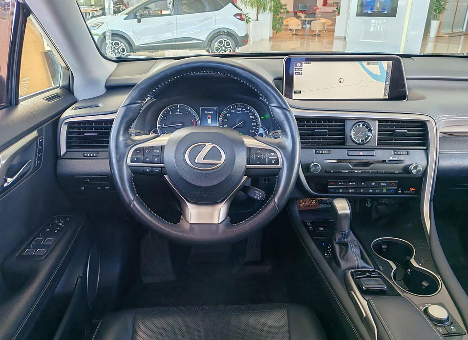 Lexus RX, IV 300 2.0 AT (238 л.с.) 4WD