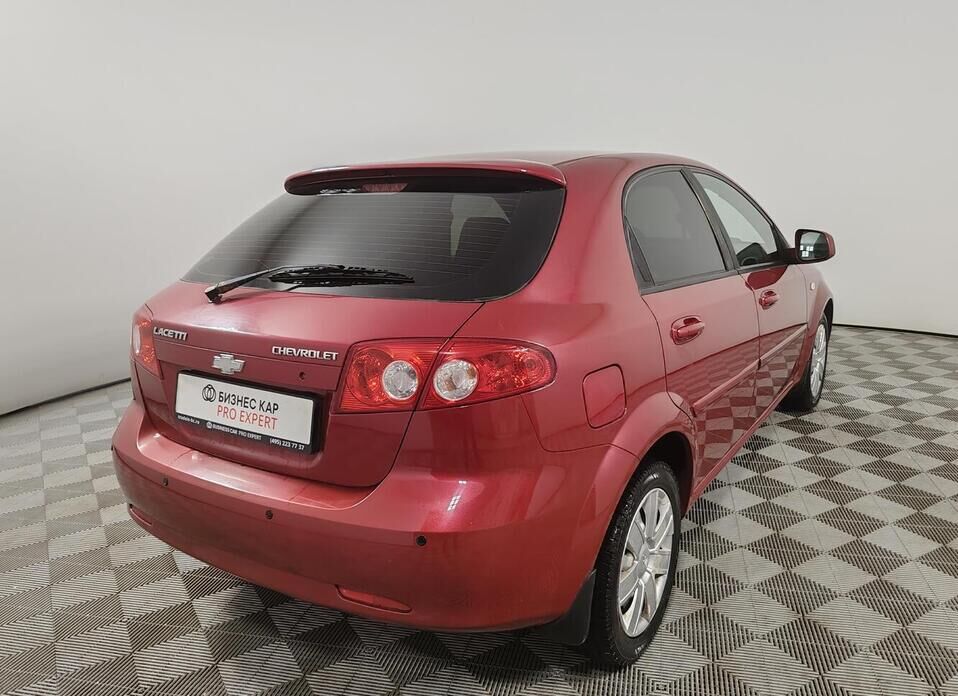 Chevrolet Lacetti 1.6 AT (109 л.с.)