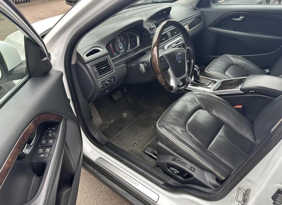 Volvo XC70 2.4d AT (215 л.с.) 4WD
