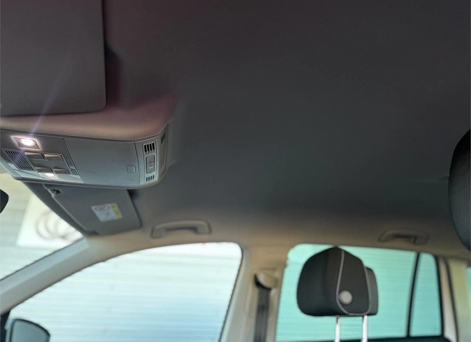 Volkswagen Tiguan, II 2.0d MT (150 л.с.) 4WD