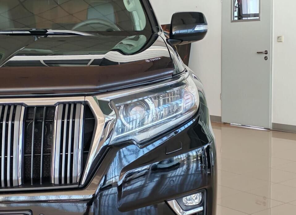 Toyota Land Cruiser Prado, 150 Series Рестайлинг 2 2.8d AT (177 л.с.) 4WD