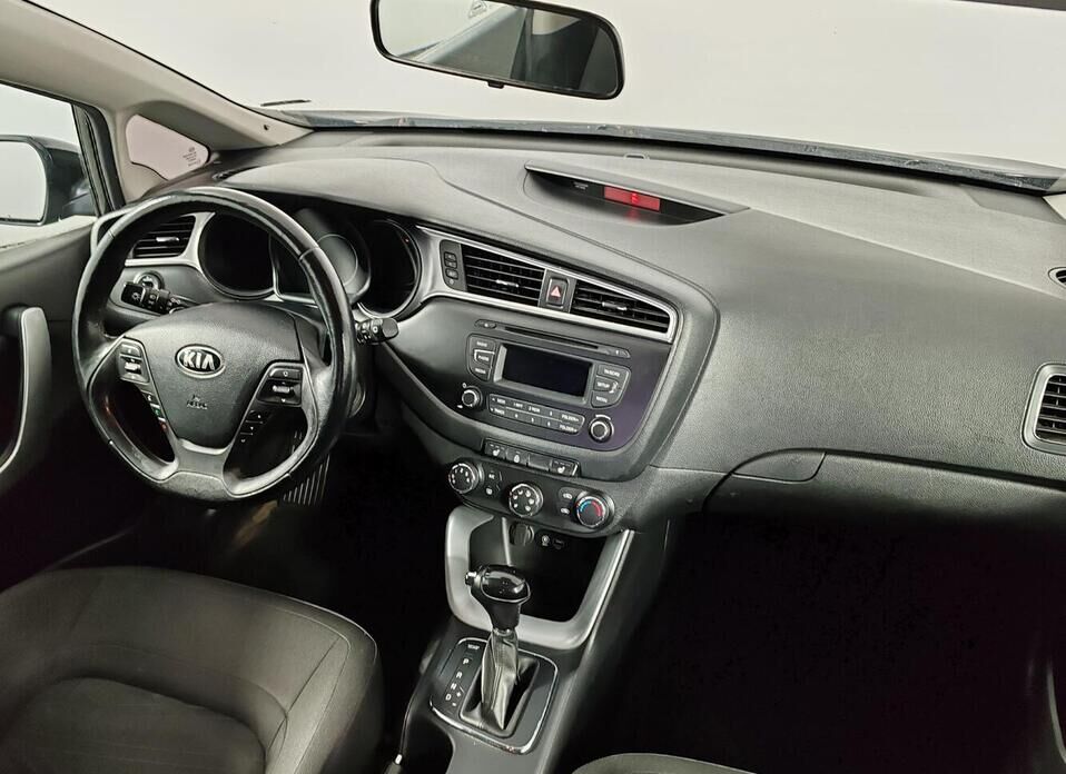 Kia Ceed, II Рестайлинг 1.6 AT (130 л.с.)